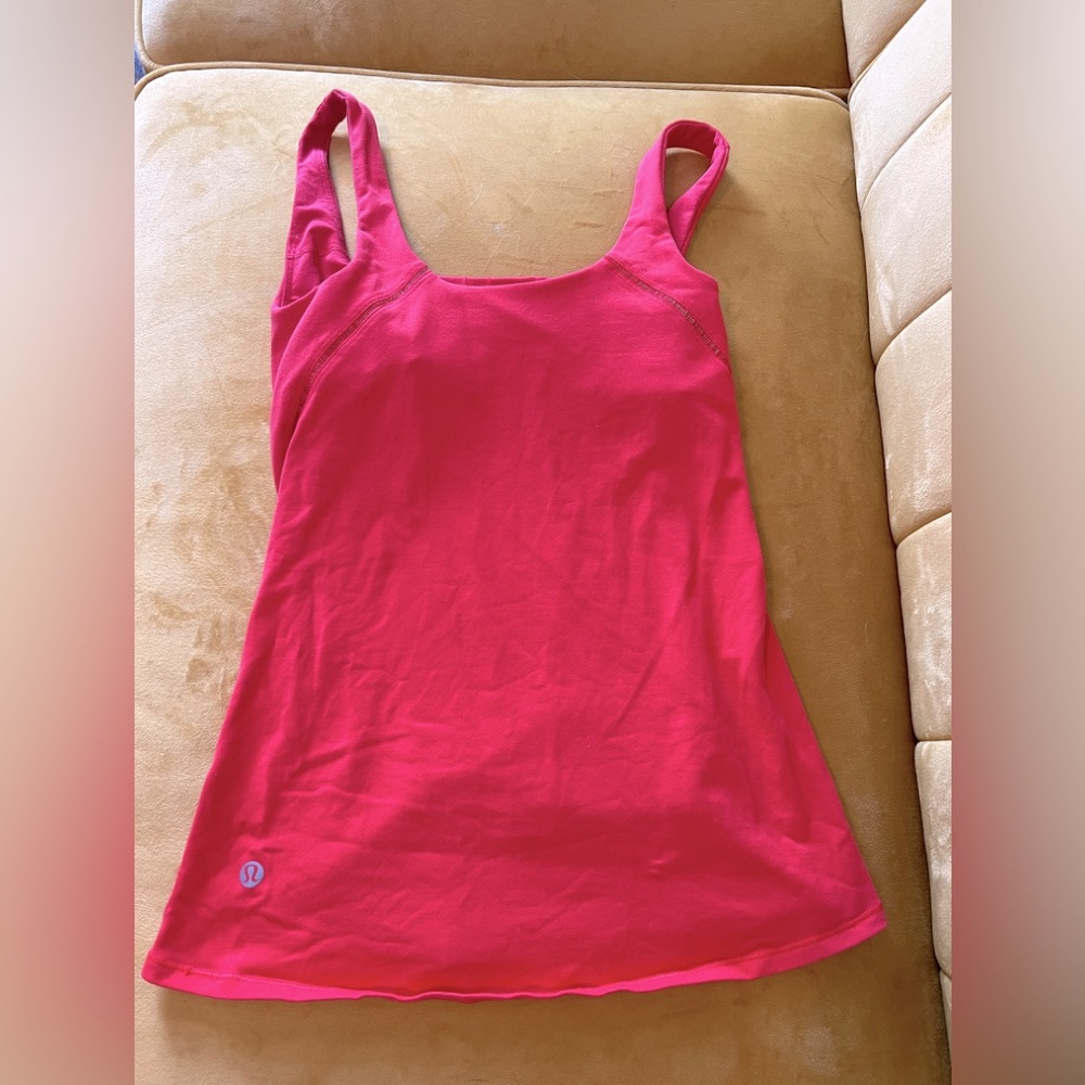 Coral color Lululemon tank bra small